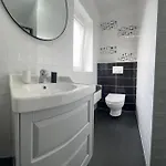 Blue Ivy アパート ザダル